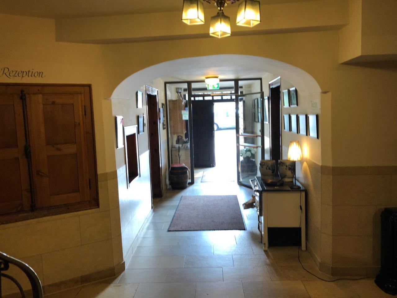 אלטמונסטר Brauereigasthof Und Hotel Maierbraeu מראה חיצוני תמונה